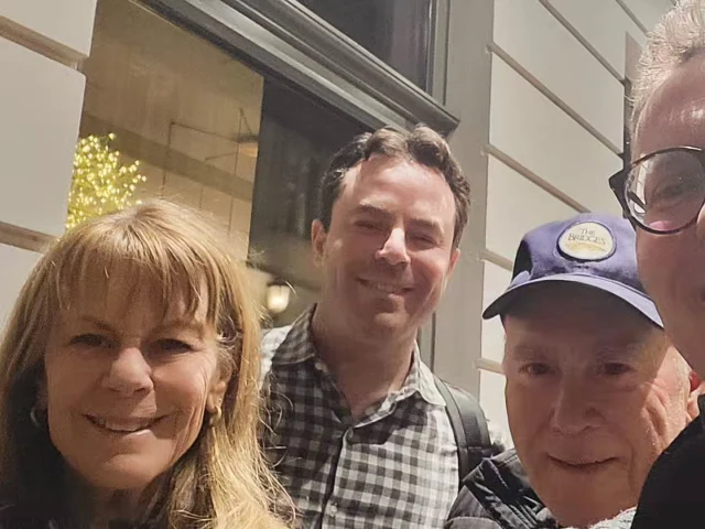 Meeting and guiding family of one of the last living survivors of Auschwitz Birkenau. 
It is always such great honour for me. We share knowledge, reflections, experiences and hearts. 
Thank you. 
#Auschwitz-Birkenau
#Auschwitz
#Krakow
#privatetourskrakow
#privatetoursauschwitz 
#privatetourauschwitz 
#survivor 
#auschwitzsurvivor 
#holocaustsurvivor